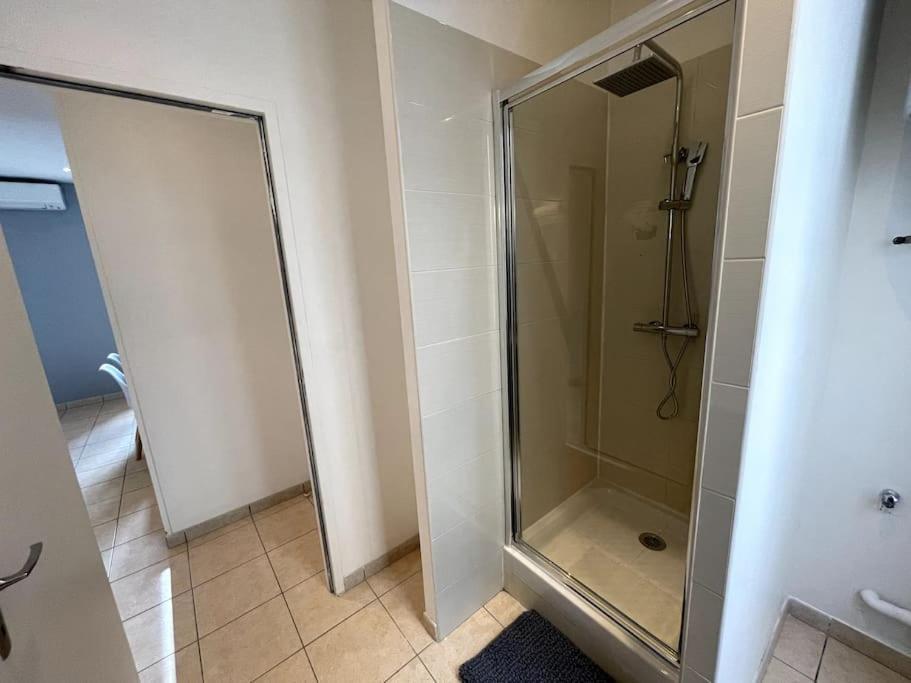Appartement T2 Pour 3 Personnes มาร์กเซย ภายนอก รูปภาพ